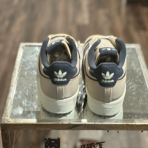 Adidas Rivalry Low - Picture 5 of 10